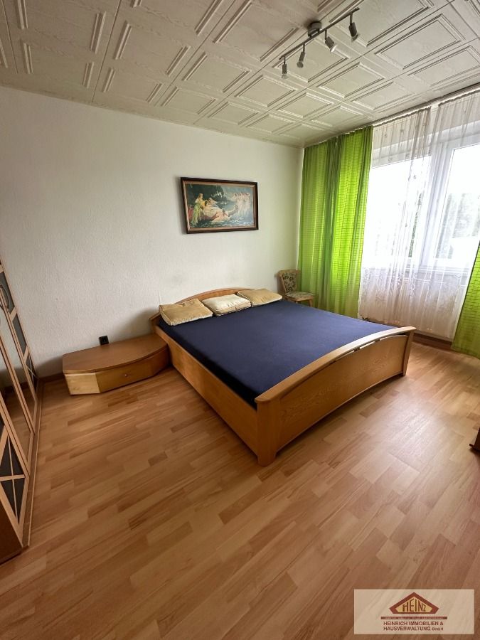Schöne komplett möblierte 2 Zimmer Wohnung in Gera-Langenberg in Gera
