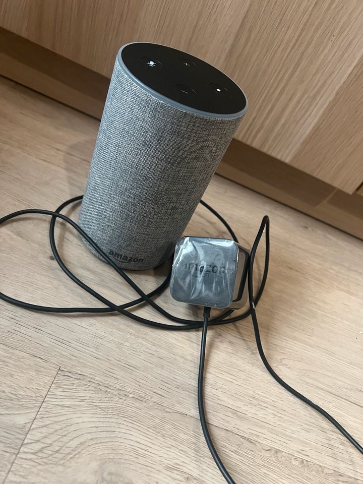 Amazon Alexa Echo 2Gen Lautsprecher Audio Box in Schönefeld