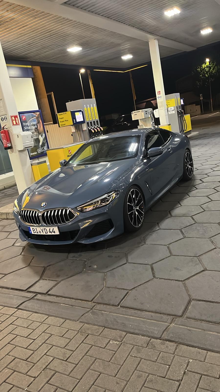 Abbildung des Autos BMW 840d coupé , Garagen…