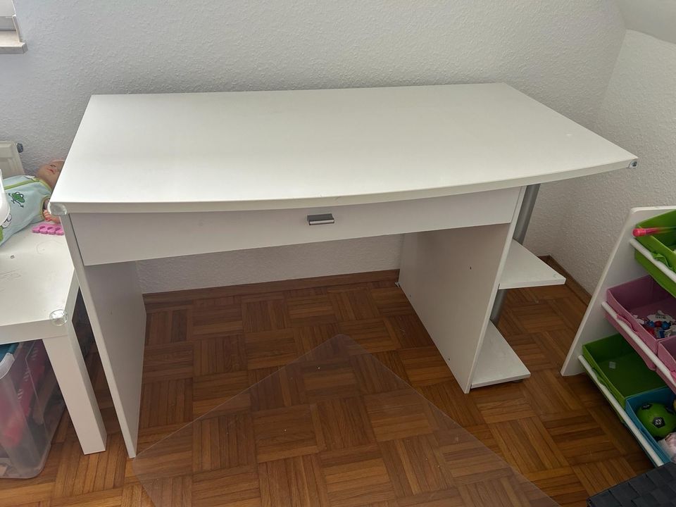 Schreibtisch weiß Schublade 120cm in Jüchen