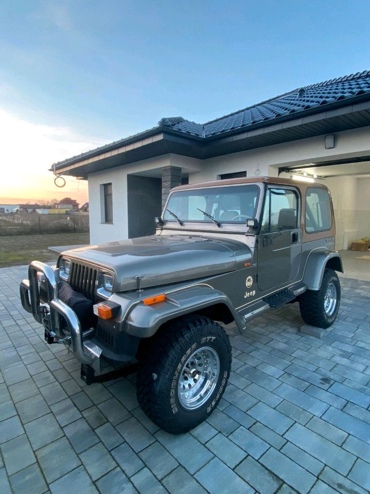 Jeep Wrangler Sahara in Bremerhaven