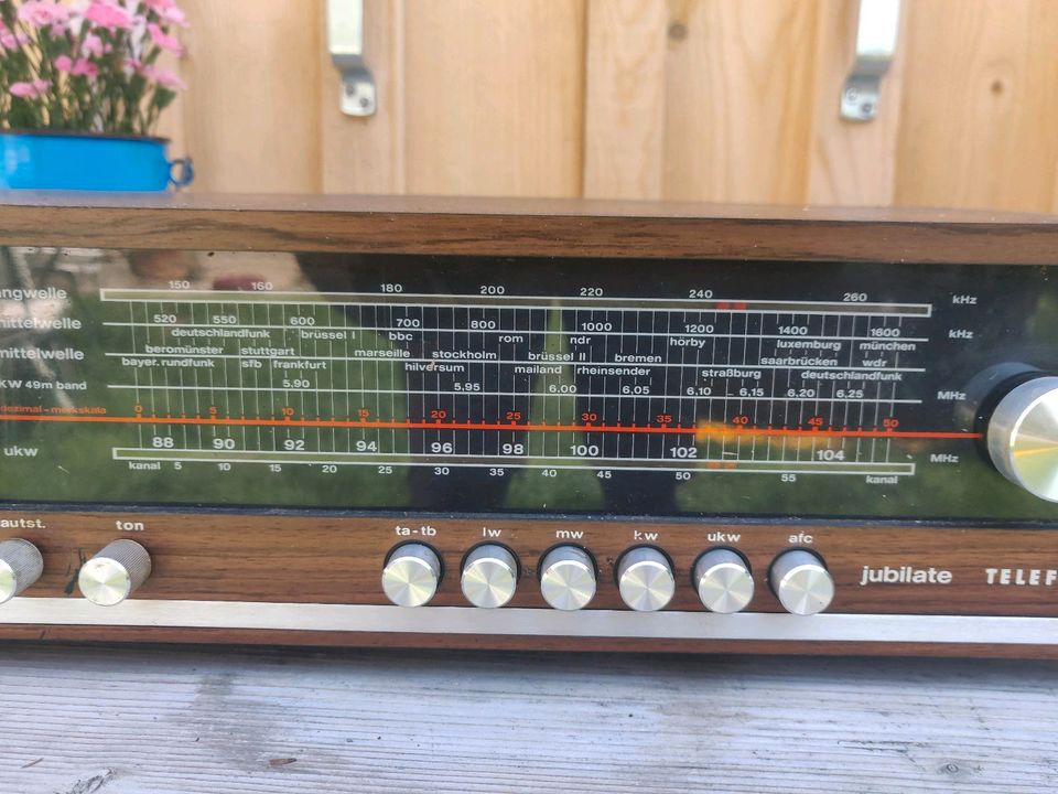 Original Telefunken Jubilate 401 Radio in Benediktbeuern