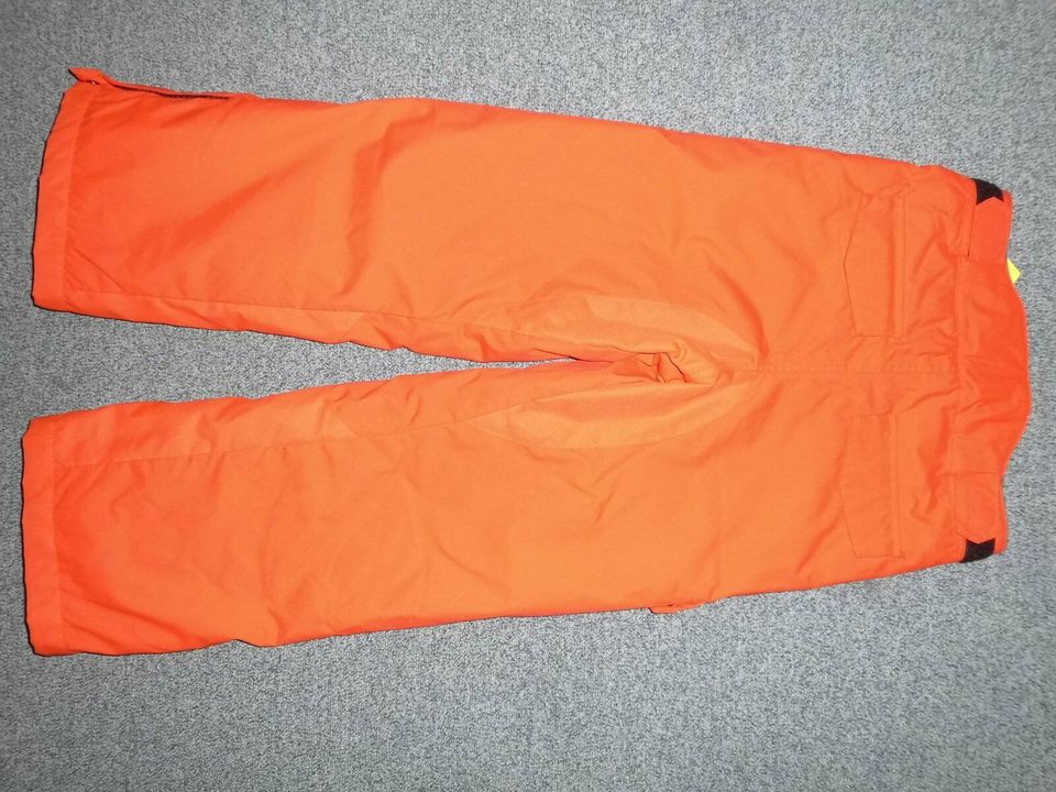 Ski-Hose + Weste 146 h&m Schneehose Weitenregulierbarer Bund NEU in Ganderkesee