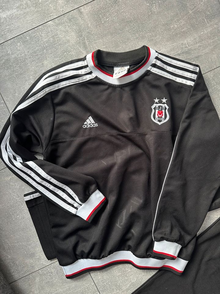 Besiktas Sportbekleidung 2er Set Jogginganzug neuwertig in  Nordrhein-Westfalen - Hagen | eBay Kleinanzeigen ist jetzt Kleinanzeigen