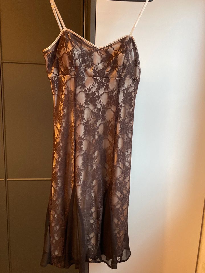 Kleid in Größe 38 in Wachau