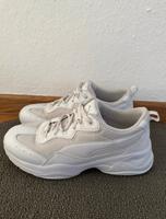 Puma Sneaker Gr. 40 Niedersachsen - Lüneburg Vorschau