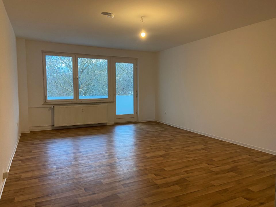 Single-Apartment mit Balkon und Einbauküche in Hannover