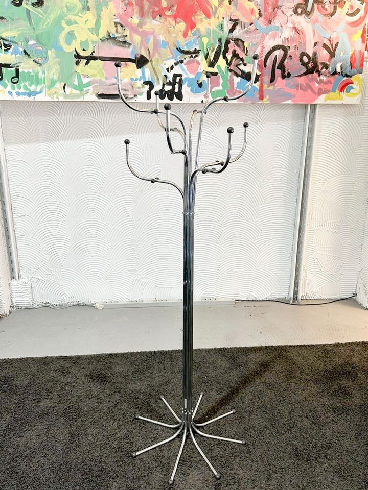 Fritz Hansen coattree Garderobenständer verchromt in Langen (Hessen)