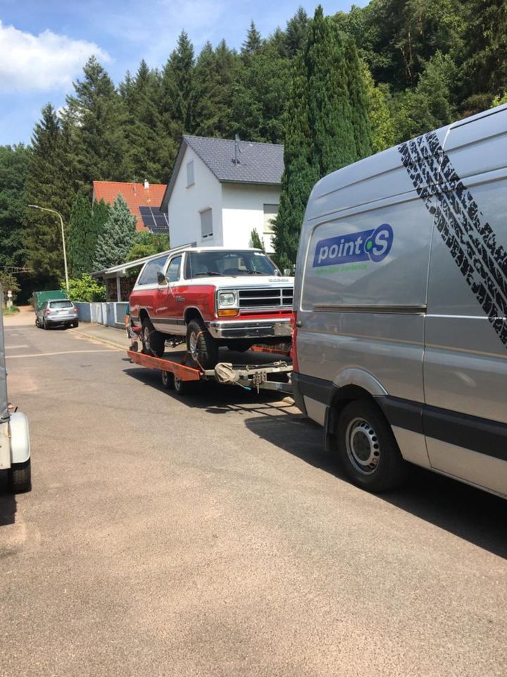 Fahrzeugtransporte, Gütertransport, Überführung, Lkw Abschleppen in Münchhausen