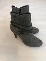 NEU | Tamaris Stiefeletten, Gr. 40 Niedersachsen - Brome Vorschau