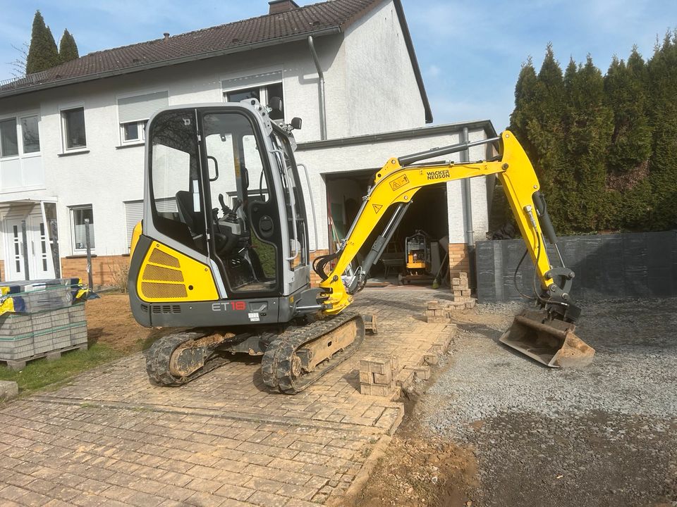 Baggerarbeiten/Minibagger mit Fahrer/Mobilbagger/Erdarbeiten/GaLa in Baunatal