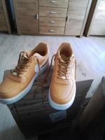 Gelbe Nike Sneaker Größe 41 Niedersachsen - Großheide Vorschau