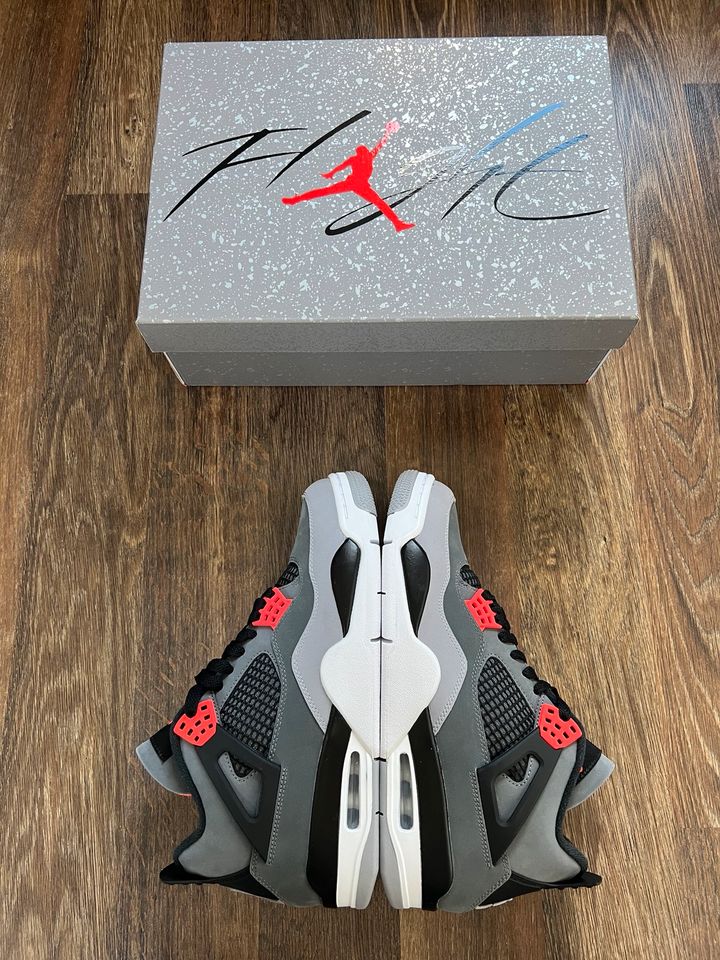 Nike Air Jordan 4 Retro Infrared Neu 42.5  9 in Waiblingen
