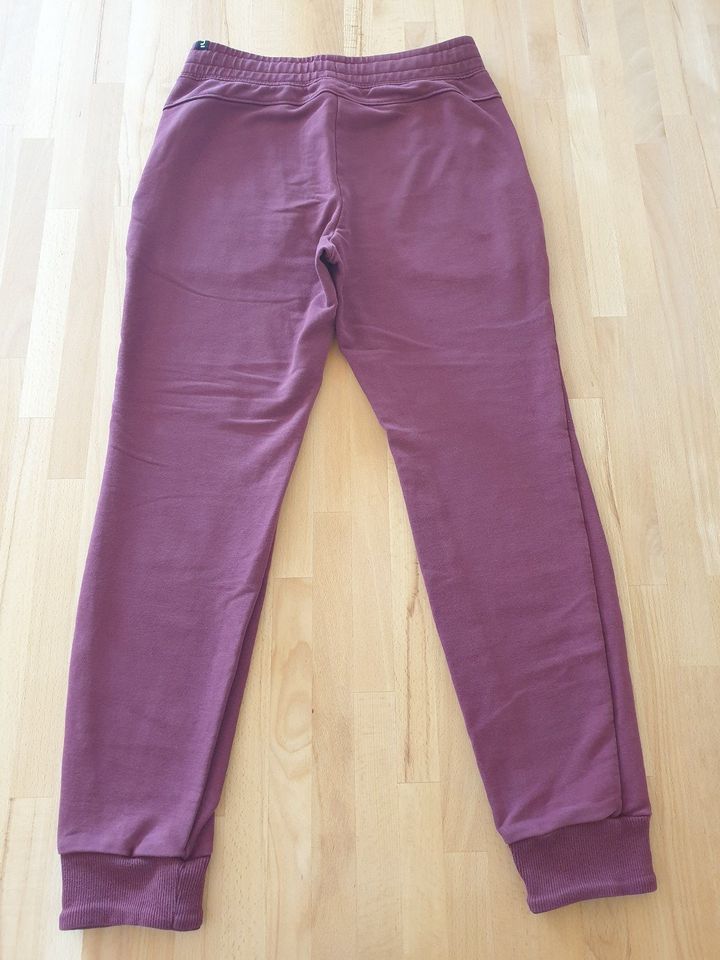 rote Domyos Decathlon Slim Fit Joggers Jogginghose Sweathose 158 in St. Wendel