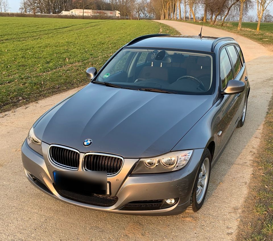 BMW 320 D E91 in Sinzing