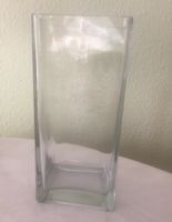 Vase Blumen Dekoration Blumenvase Glas Tischvase wie neu Dresden - Dresden-Plauen Vorschau