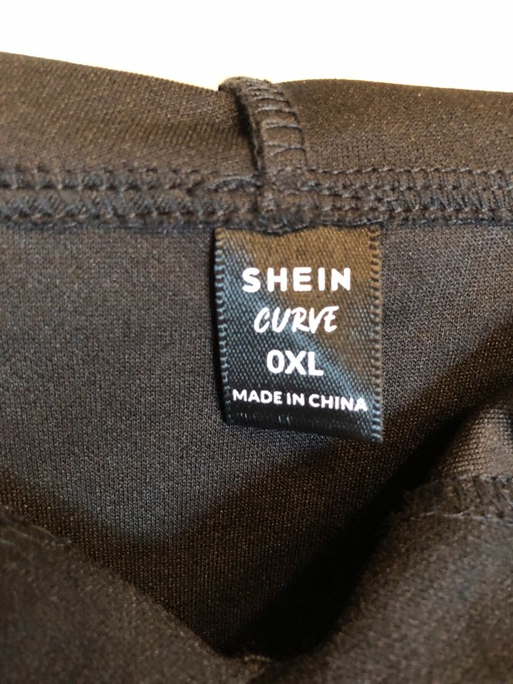 Shein Curve Tunika/Longshirt XL in schwarz/ grau in Hann. Münden