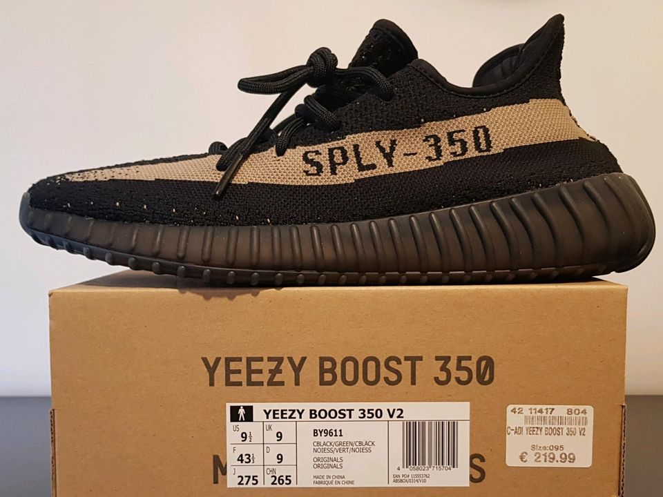 Adidas Yeezy Boost 350 V2 B/Green EU43 1/3 US9.5 Limitiert in Frankfurt am Main