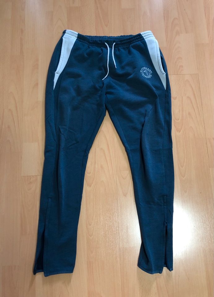 Gymshark Jogger Blau Gr. L Hose Jogginghose Short in Burscheid