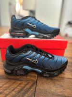 Nike Air Max Plus / blau-schwarz / 38.5 Bayern - Tirschenreuth Vorschau