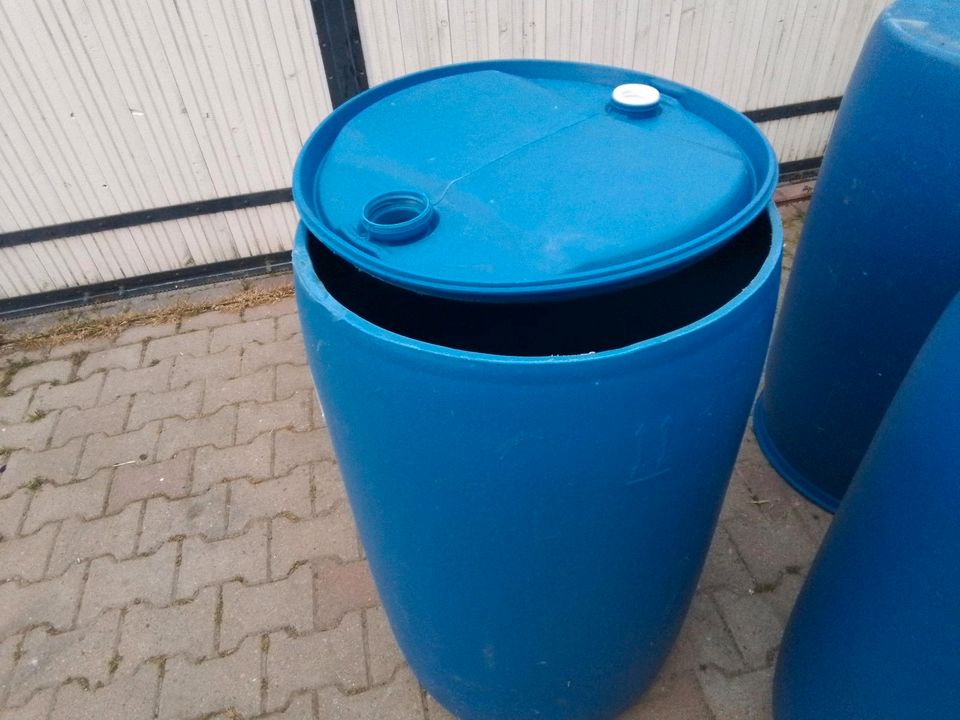 Regenfass bzw Wasserfass 210 Liter in Mühlhausen