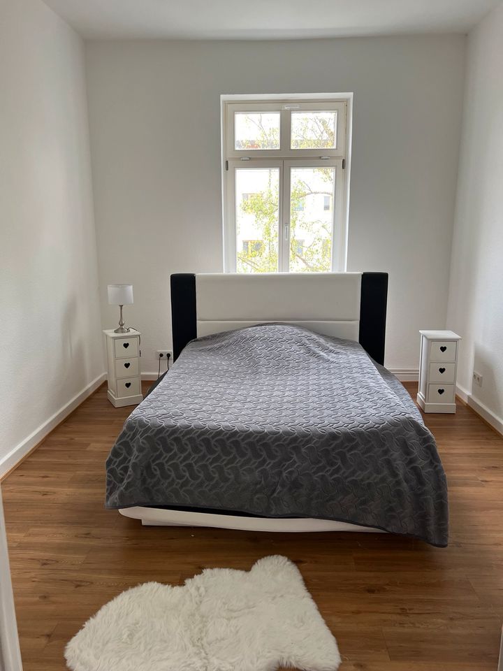 2- Zimmer Ferien/ Urlaub Wohnung in Wiesbaden