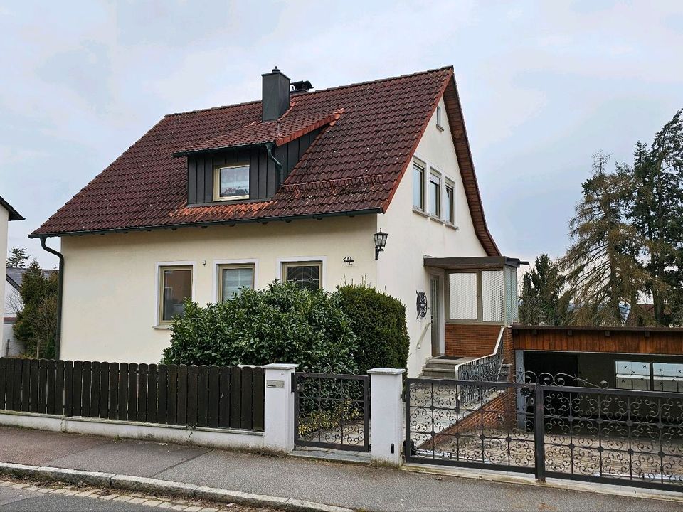 Einfamilien-/ Mehrgenerationenhaus mit Garten in Schwandorf Miete in Schwandorf