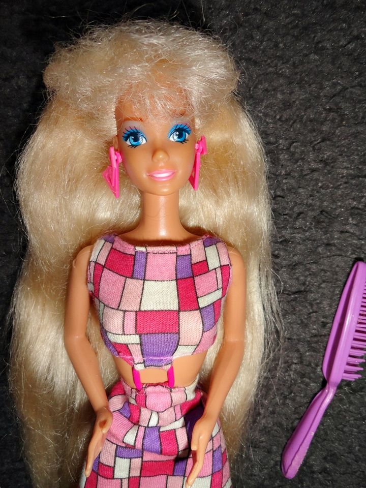 Vintage Barbie Puppe Ulta Totally Hair Mattel inc 1966 1975 Rar in Potsdam