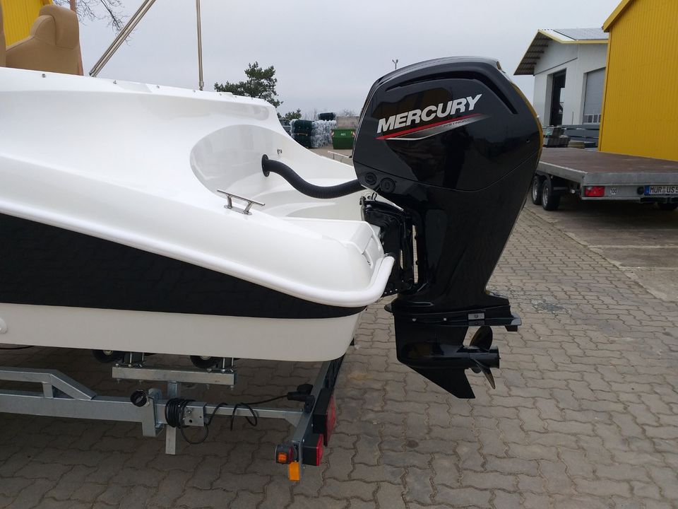 Motorboot Remus 620 SC - mit F80 ELPT u. Trailer Neu in Hohen Wangelin