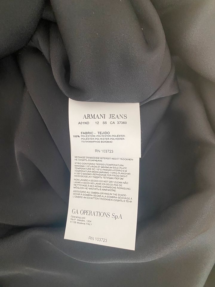 Neuwertiges Armani Jeans Kleid Gr.38 in Düsseldorf