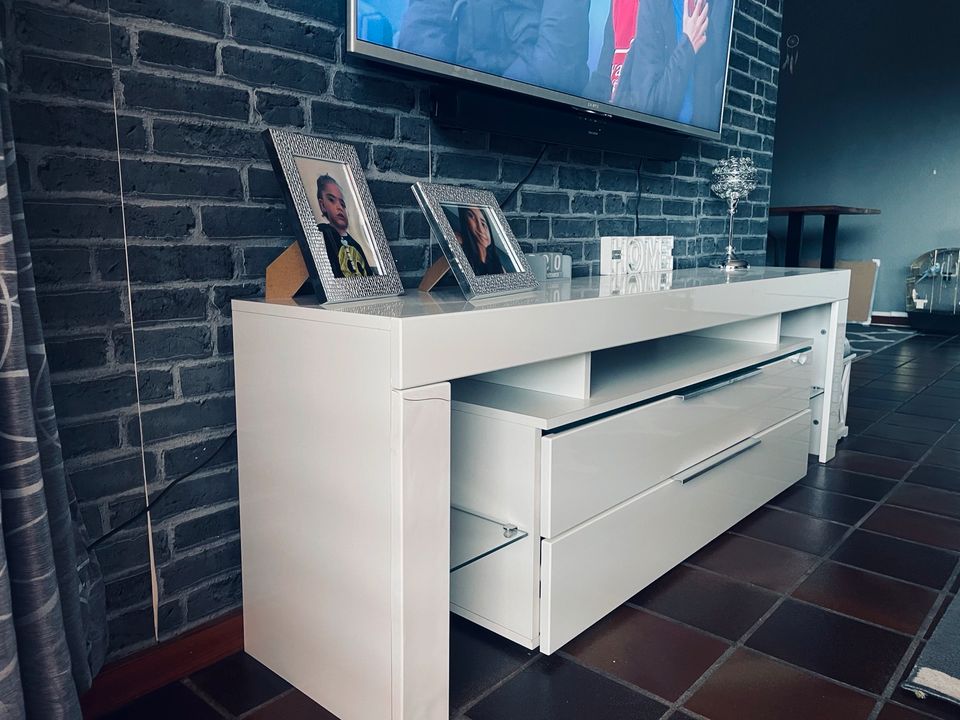 TV Sideboard und Kommode in Aachen