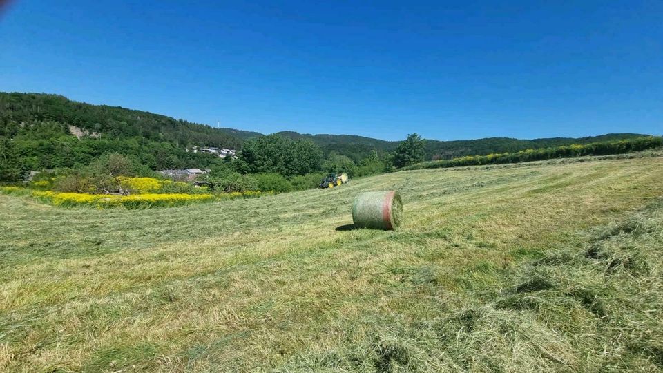 Lohnpressen, Heu, Stroh, Rundballen, John Deere, Krone VarioPack in Rieden