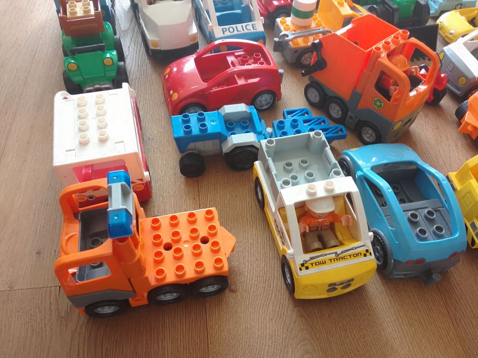 Lego duplo Auto Lkw Buggy Polizei Traktor Lkw Gabelstapler Set 2 in Fehmarn