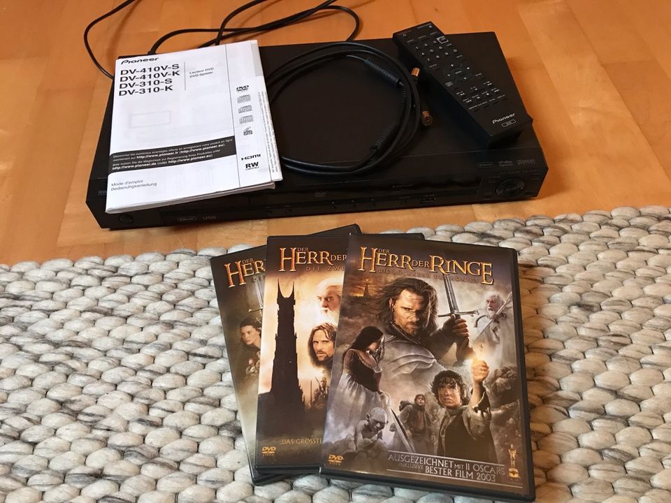 DVD Player Pioneer DV-310 mit Filmen in Grabenstätt