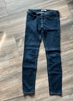 Jeans von Hollister Gr.XS Low Waist W26 L27 Niedersachsen - Bad Nenndorf Vorschau