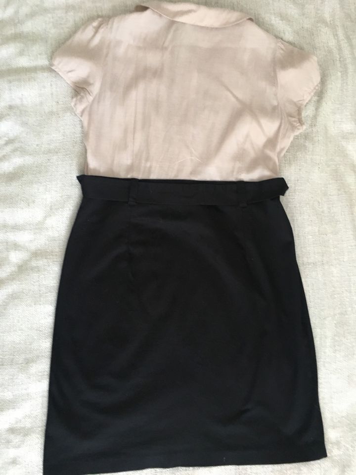 Kleid Creme schwarz in Leipzig