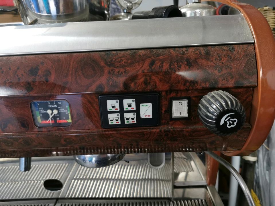 Astoria Professionelle Siebträger Espresso Maschine bis 13.05.24 in Neuenstadt
