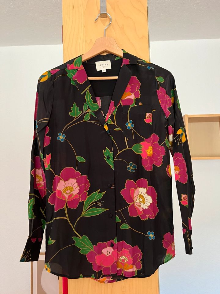 Seidenbluse mit Blumenmuster von Sezane, Größe XS in Dortmund