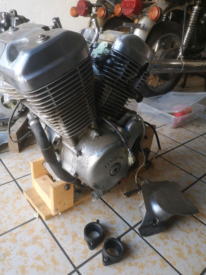 Motor Honda Vt600 in Zahna