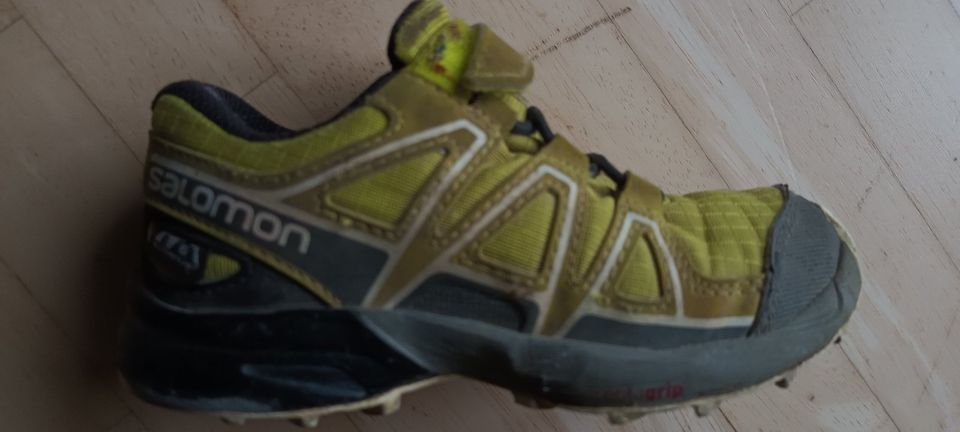 TOP Salomon Outdoorschuh Speed Cross Gr. 27 mit Klett grün in Maitenbeth