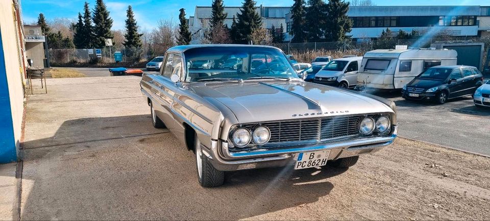 Oldsmobile 88 Dynamic 1962 in Berlin