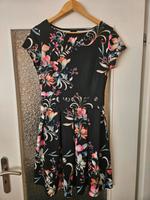 Kleid mit Blumenmuster von Lascana Nordrhein-Westfalen - Geilenkirchen Vorschau
