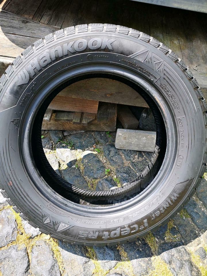 1x Winterreifen 175/65/14 Hankook in Gladenbach