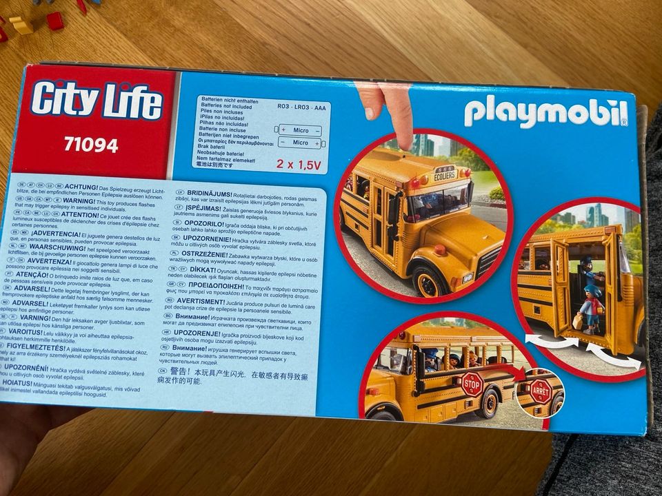 Playmobil 71094 City Life US Schulbus selten rar vollständig in Leipzig