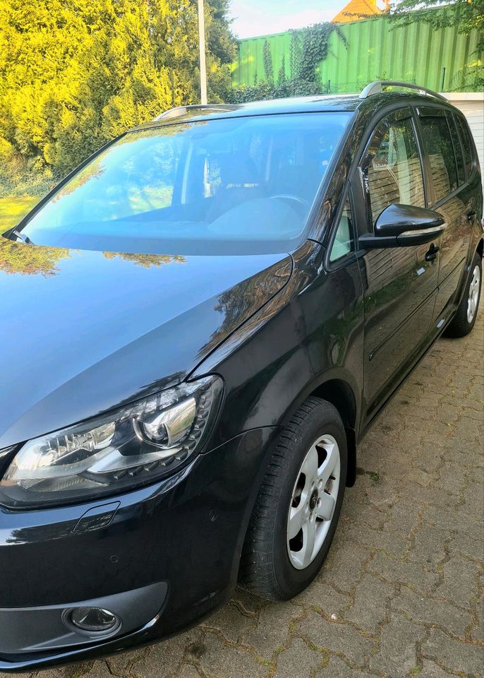 Verkaufen Volkswagen Toran 1.6TDi automatik in Buchholz in der Nordheide
