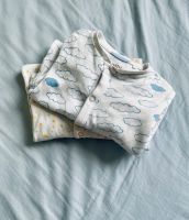 Babykleidung/Newborn: 2x Pyjama/Schlafanzug mit Fuß -> 3,50€ Hamburg-Nord - Hamburg Groß Borstel Vorschau