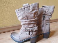 bequeme Tamaris Wildleder Stiefel gefüttert Gr. 37 Niedersachsen - Weyhe Vorschau