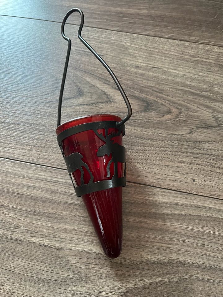 Teelichthalter | rot | Glas | Metall | Aufhängung in Mannheim