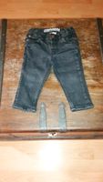 Jeans Gr. 74 H&M slim fit schwarz Nordrhein-Westfalen - Langenfeld Vorschau