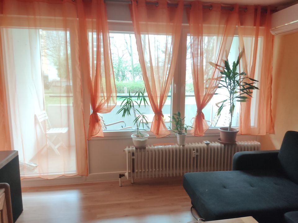 Schöne helle 4 Zimmerwohnung mit Tageslichtbad, 90qm² von privat in Eppelheim